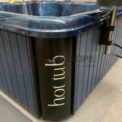MONACO IN – Tinozza quadrata acrilica con stufa integrata