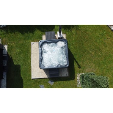 MONACO OUT - Hot tub with external stove