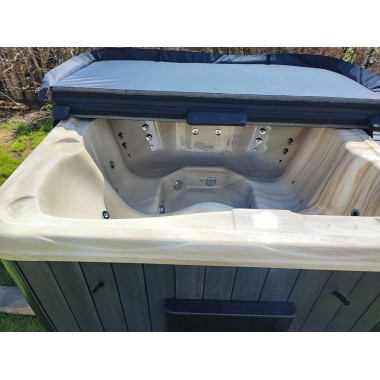 MONACO OUT - Hot tub with external stove