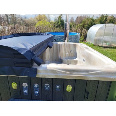 MONACO OUT - Hot tub with external stove
