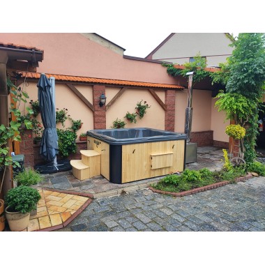 MONACO OUT - Hot tub with external stove