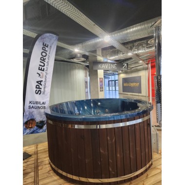 Akrilinis kubilas su integruota krosnele  - paruoštas vežimui