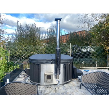 München - ACRYL Badefass Whirlpool Jacuzzi Hot Tub mit einem integrierten Ofen mit Zubehör FREI GELIEFERT