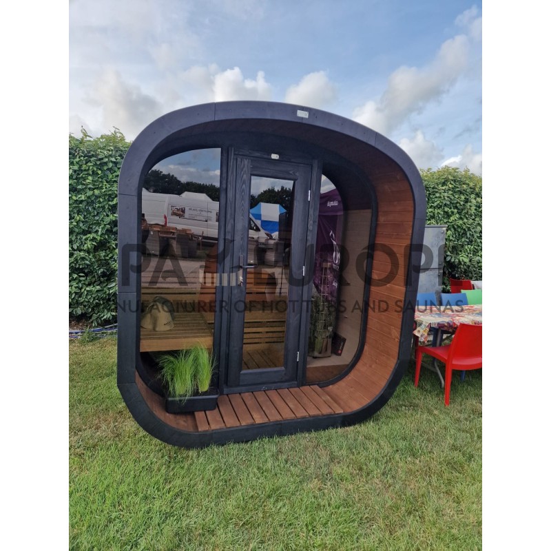 Gartensauna 300 cm mit Terrasse und Harvia 9 kW Saunaofen