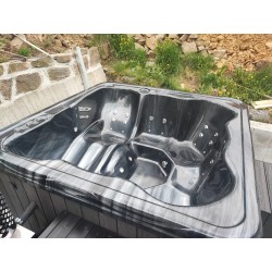 MONACO OUT ACRYL Badefass Whirlpool Hot Tub mit Zubehör und FREI GELIEFERT