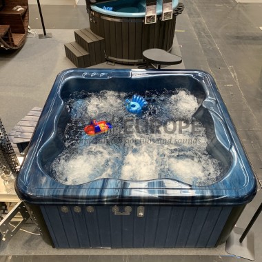 MONACO OUT - Hot tub with external stove