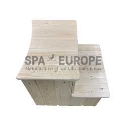 Scaletta quadrata in legno a due gradini per tinozza